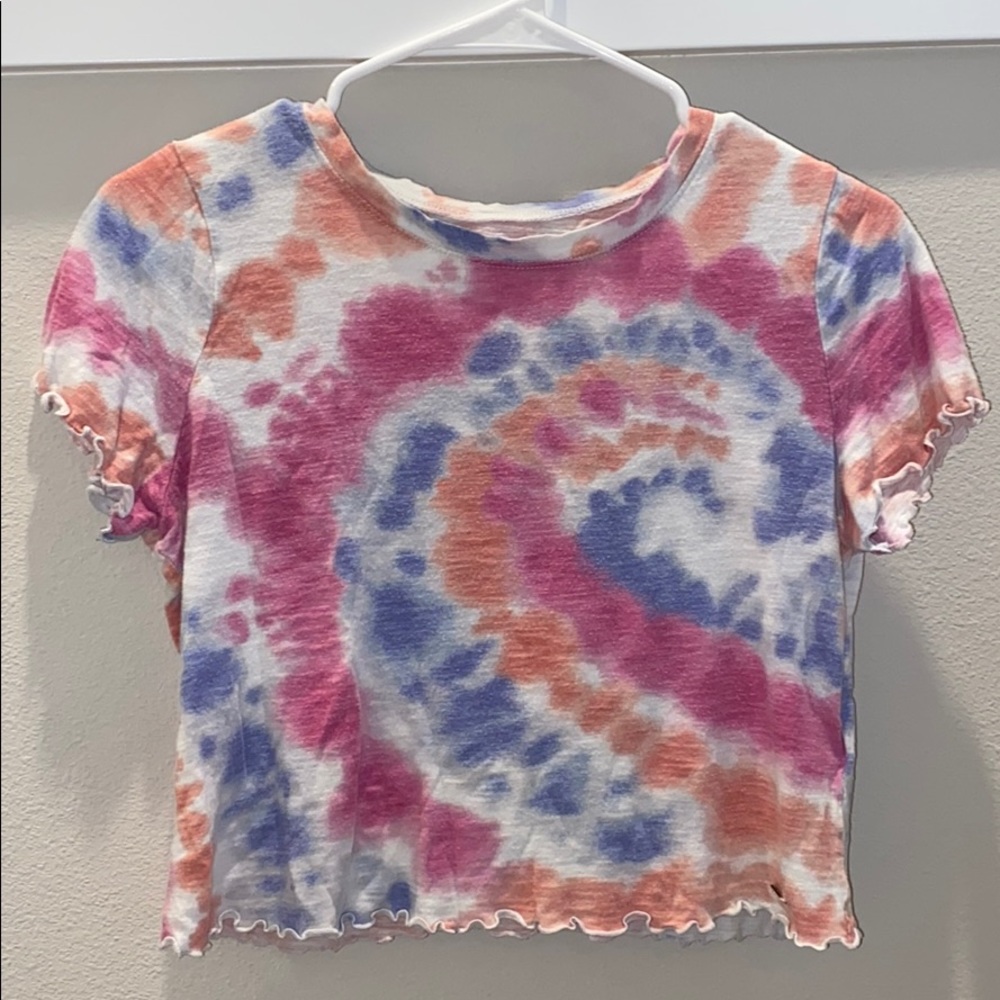 Hollister Tie-Dye T-Shirt with Lettuce Hem